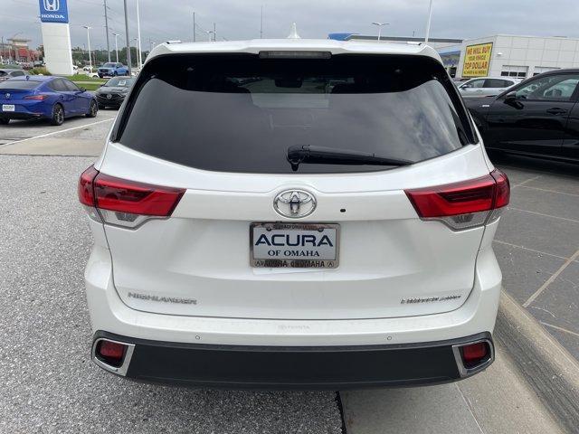 used 2019 Toyota Highlander car, priced at $29,750