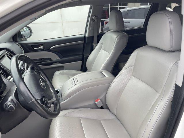 used 2019 Toyota Highlander car, priced at $29,750