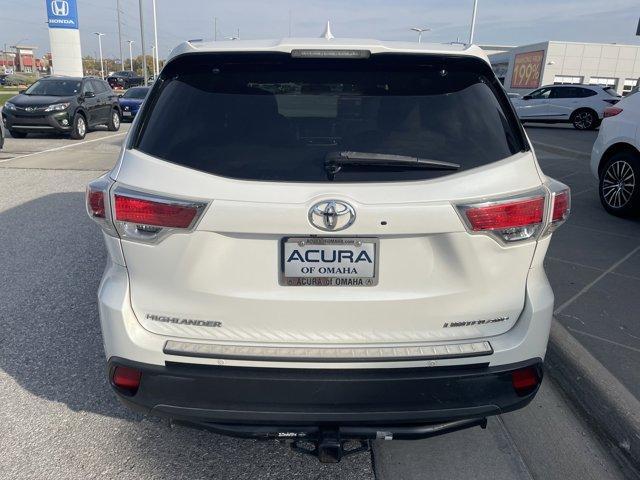 used 2016 Toyota Highlander car, priced at $19,475