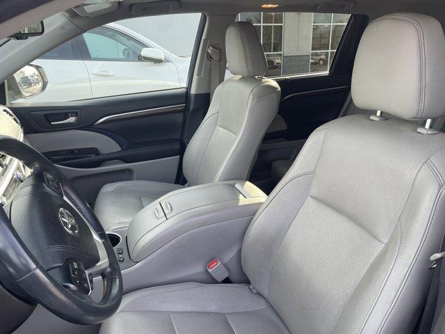 used 2016 Toyota Highlander car, priced at $19,475