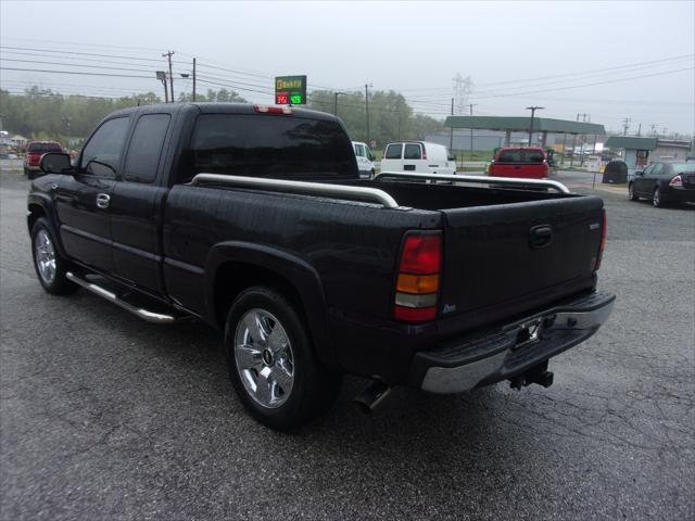 used 2005 GMC Sierra 1500 car, priced at $12,900