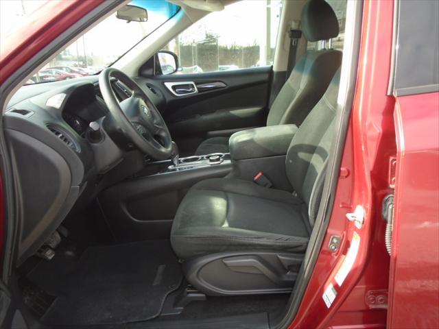 used 2014 Nissan Pathfinder car, priced at $9,900