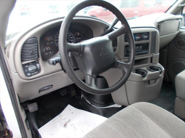 used 2005 Chevrolet Astro car, priced at $11,900