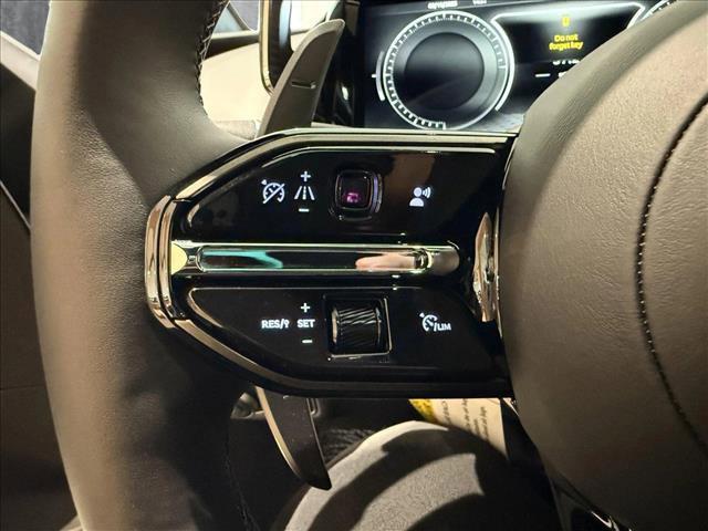 new 2025 Aston Martin Vantage car, priced at $250,100