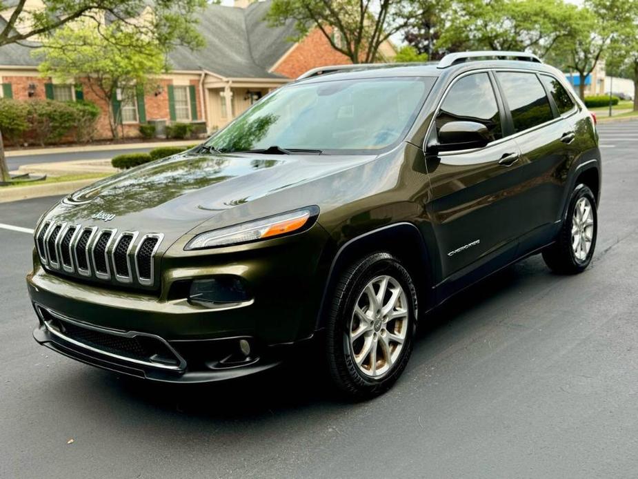 used 2015 Jeep Cherokee car, priced at $8,490