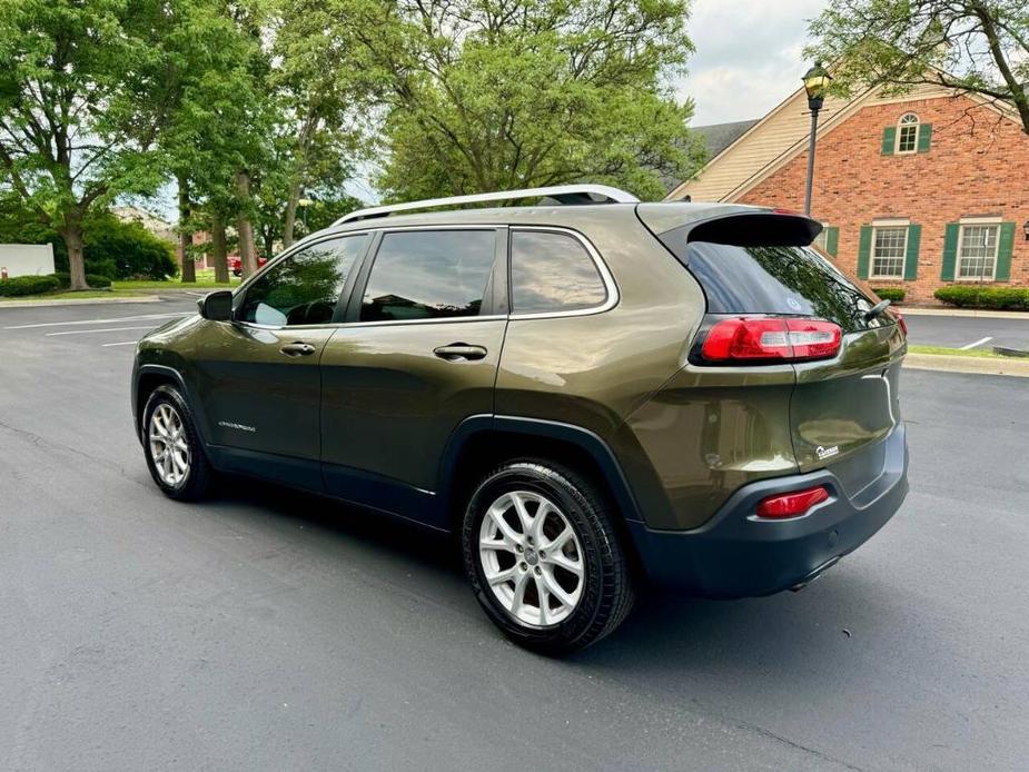 used 2015 Jeep Cherokee car, priced at $8,490