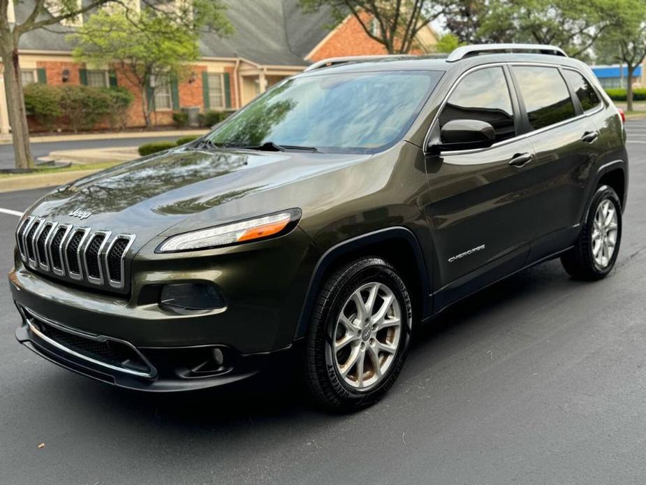 used 2015 Jeep Cherokee car, priced at $8,490