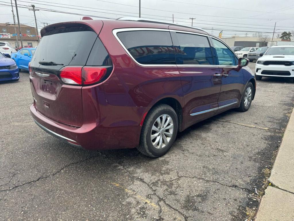 used 2018 Chrysler Pacifica car, priced at $14,900