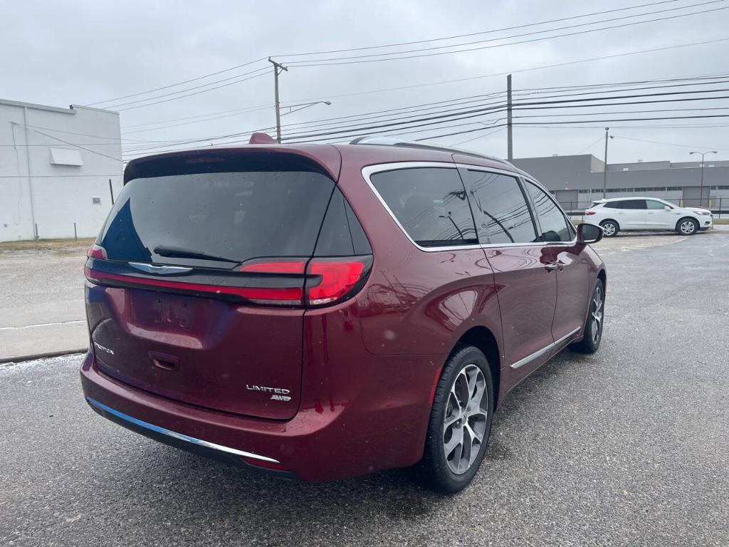 used 2021 Chrysler Pacifica car, priced at $19,900