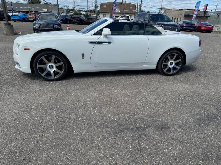 used 2019 Rolls-Royce Dawn car, priced at $189,000