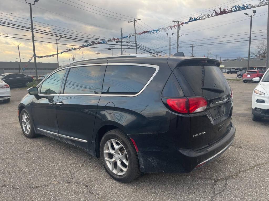 used 2018 Chrysler Pacifica car, priced at $13,995