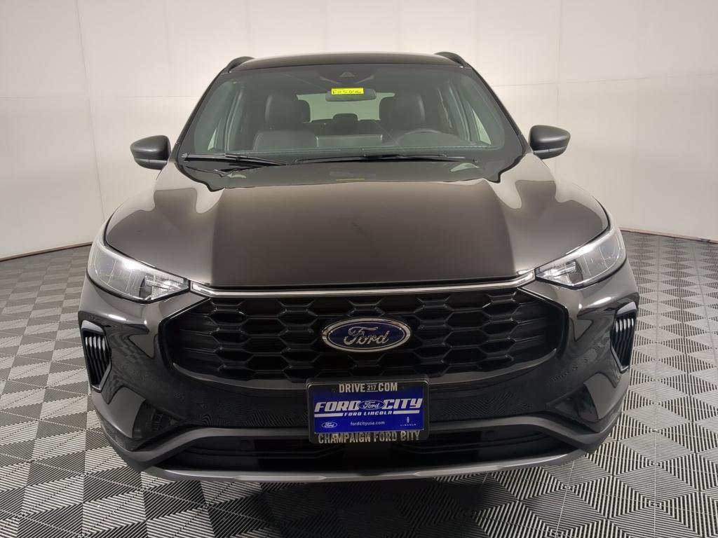 new 2025 Ford Escape car, priced at $32,571