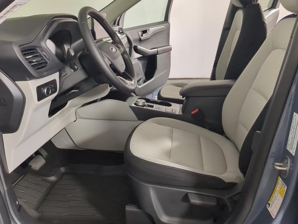 new 2025 Ford Escape car, priced at $28,717
