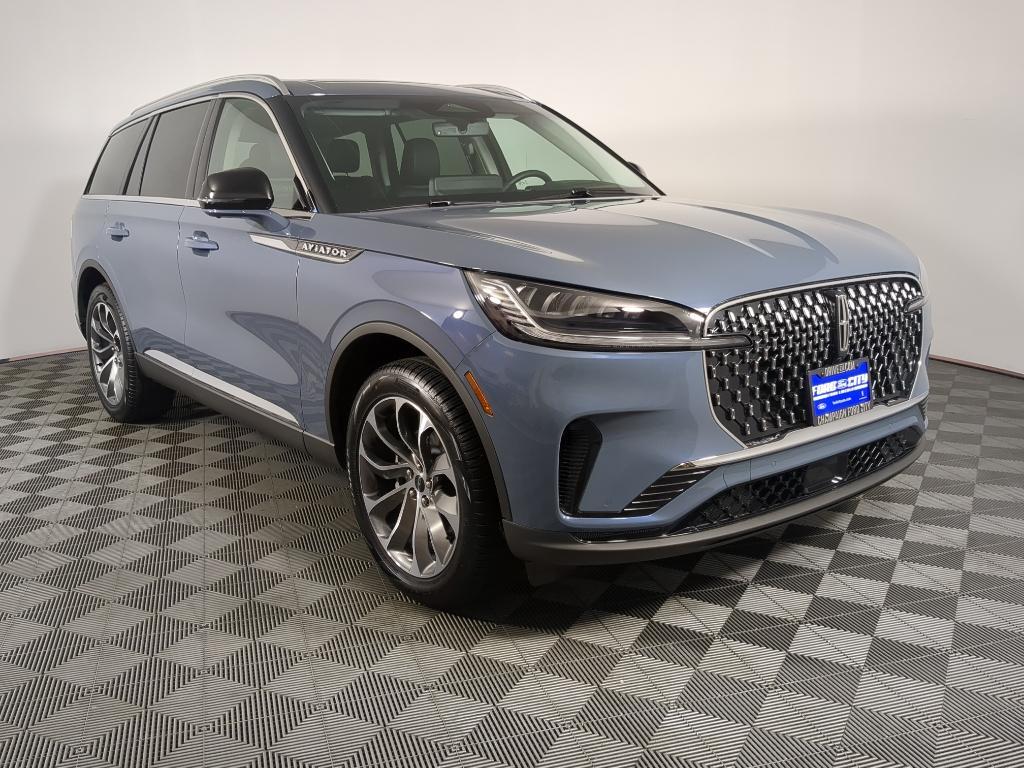 new 2025 Lincoln Aviator car, priced at $71,665