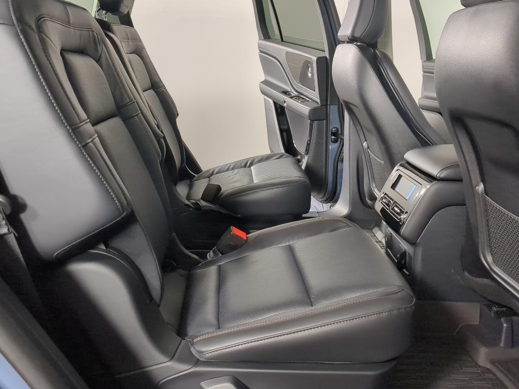 new 2025 Lincoln Aviator car, priced at $71,665