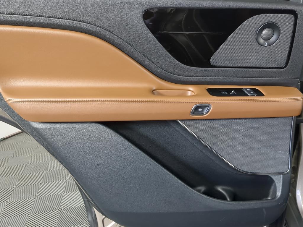 used 2021 Lincoln Aviator car, priced at $30,990