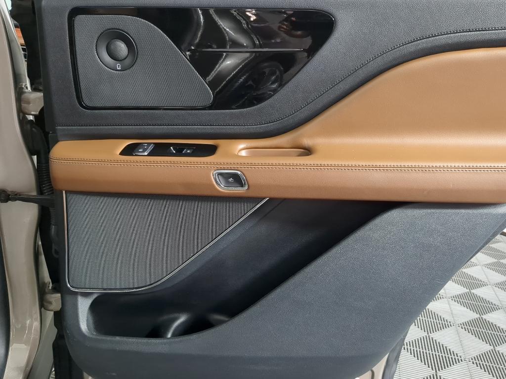 used 2021 Lincoln Aviator car, priced at $30,990
