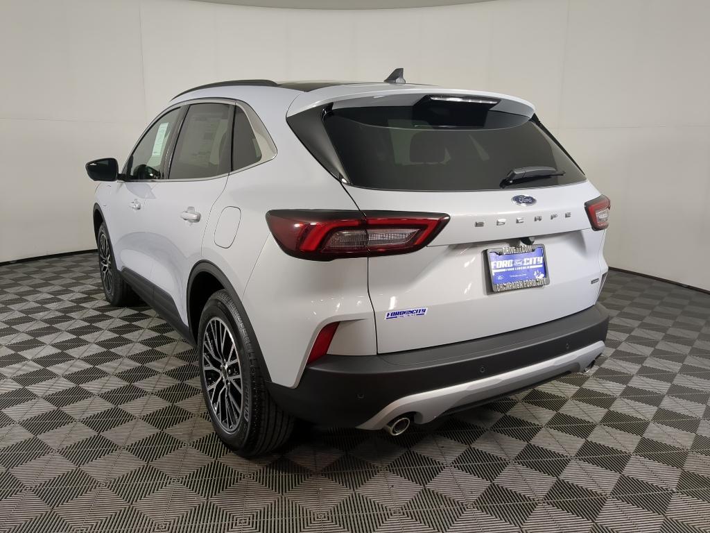 new 2025 Ford Escape car, priced at $43,208