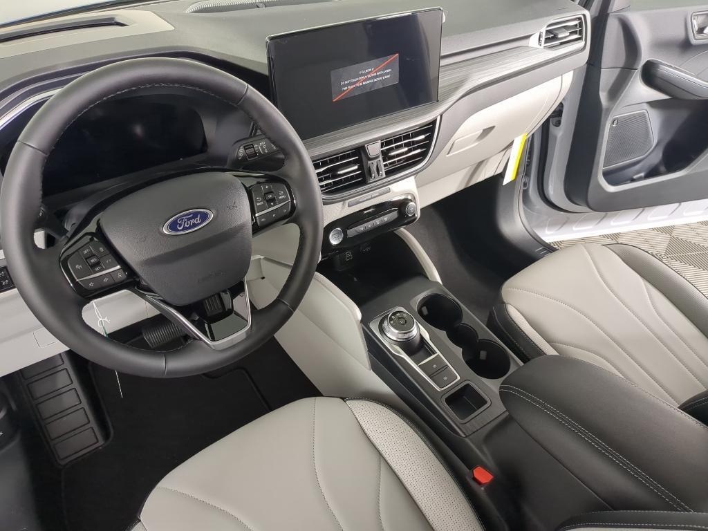 new 2025 Ford Escape car, priced at $43,208