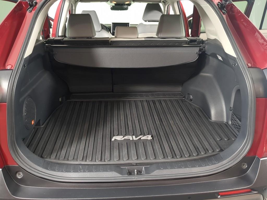 used 2021 Toyota RAV4 Hybrid car, priced at $28,969