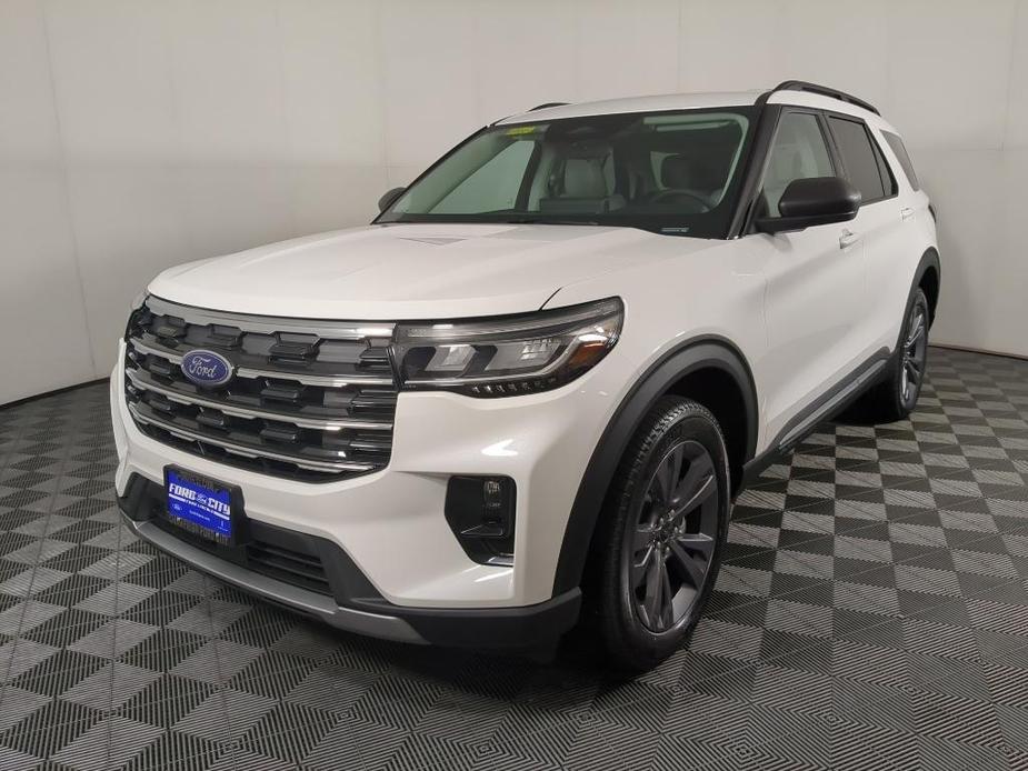 new 2025 Ford Explorer car, priced at $47,595