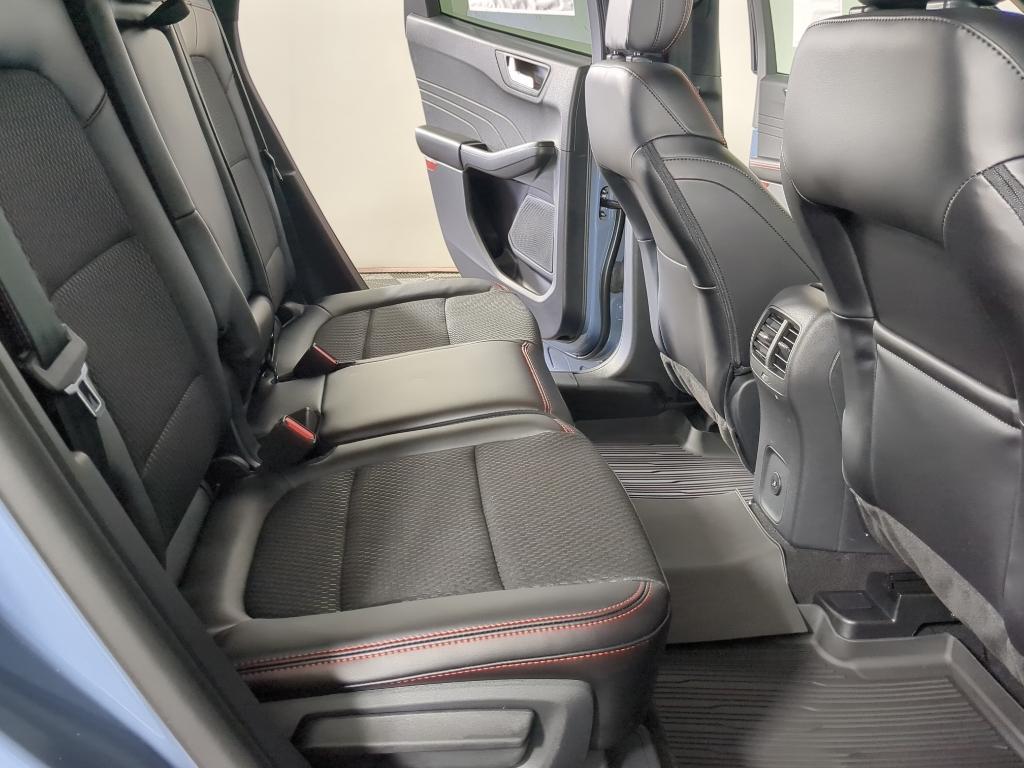 new 2025 Ford Escape car, priced at $30,931