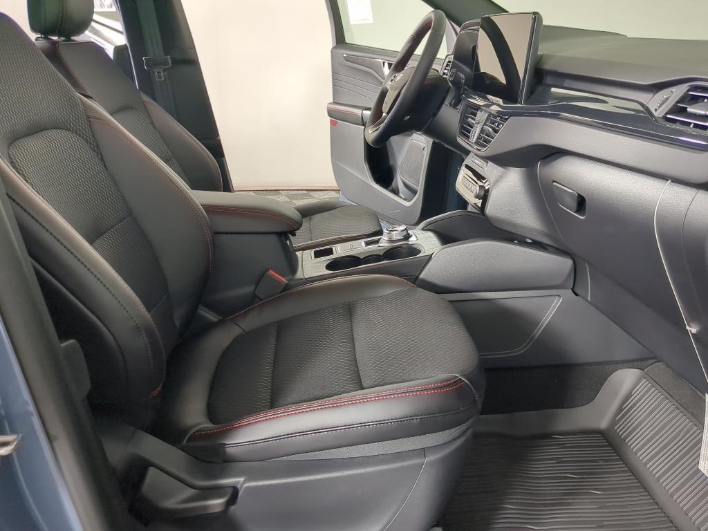 new 2025 Ford Escape car, priced at $30,931