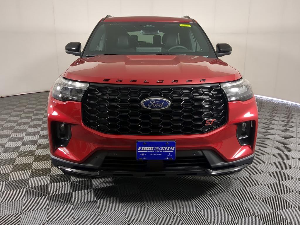 new 2025 Ford Explorer car, priced at $58,676