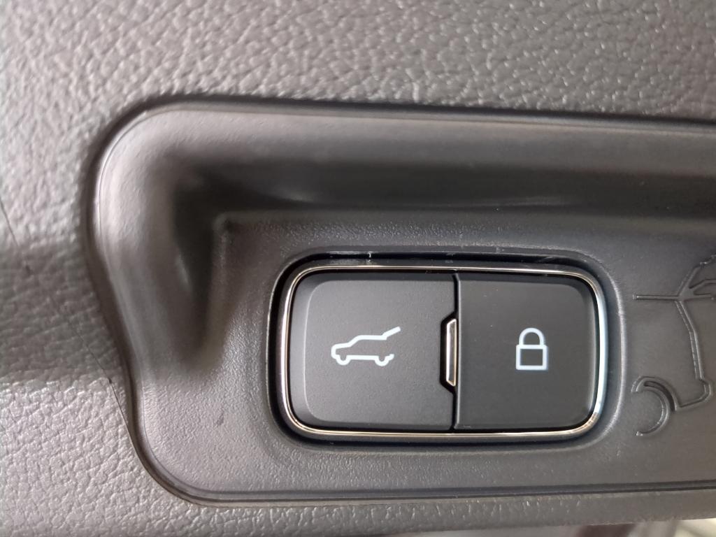 new 2025 Ford Explorer car, priced at $58,676