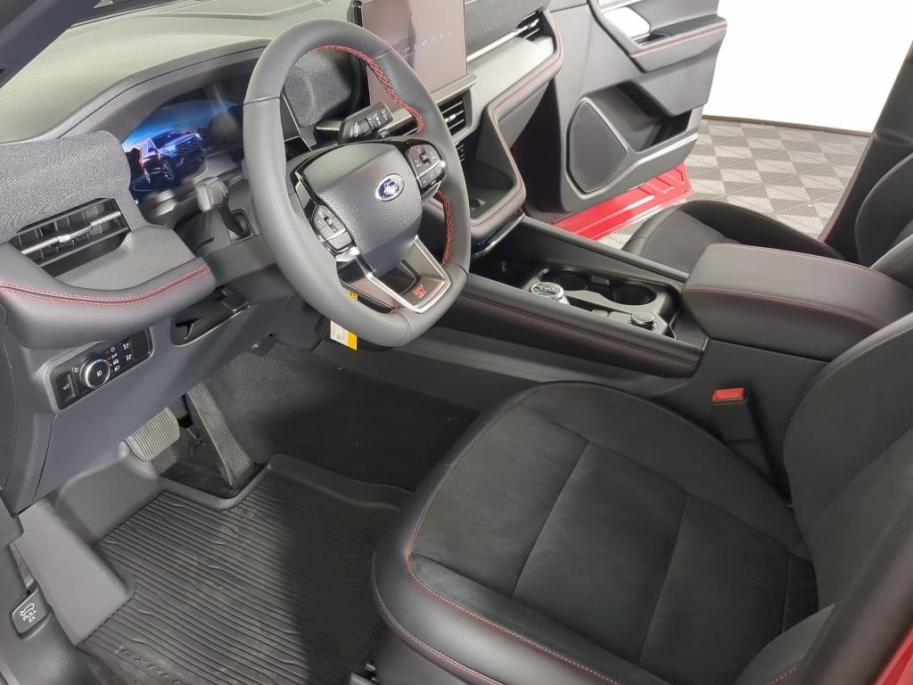 new 2025 Ford Explorer car, priced at $58,676