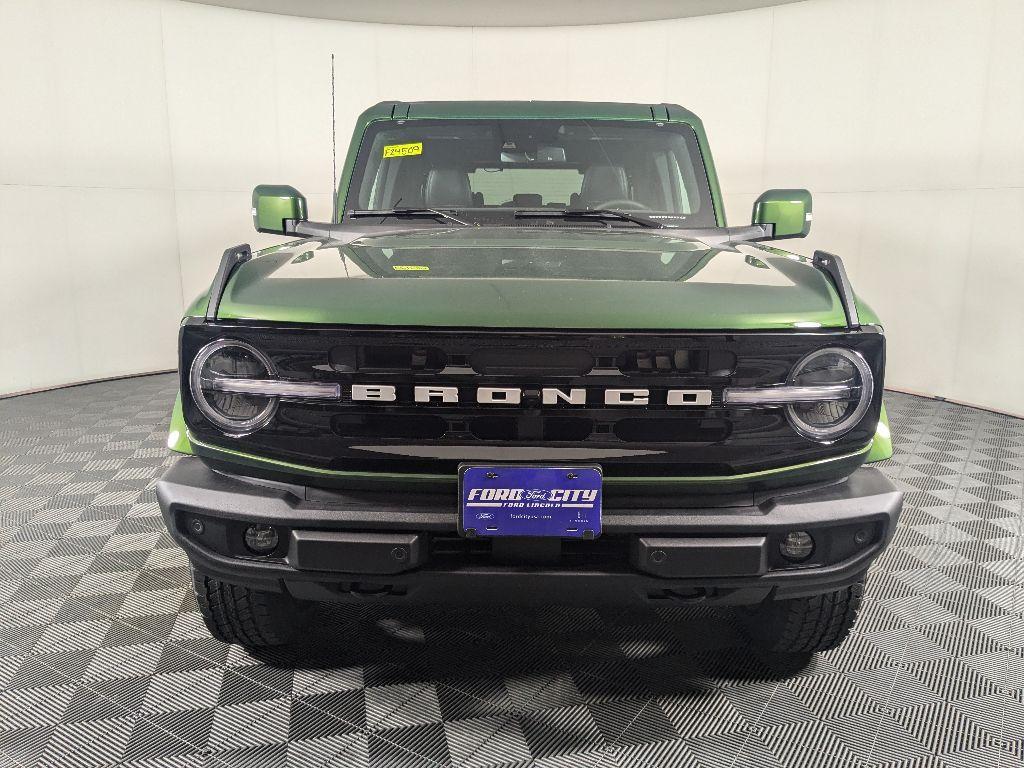 new 2024 Ford Bronco car, priced at $51,077