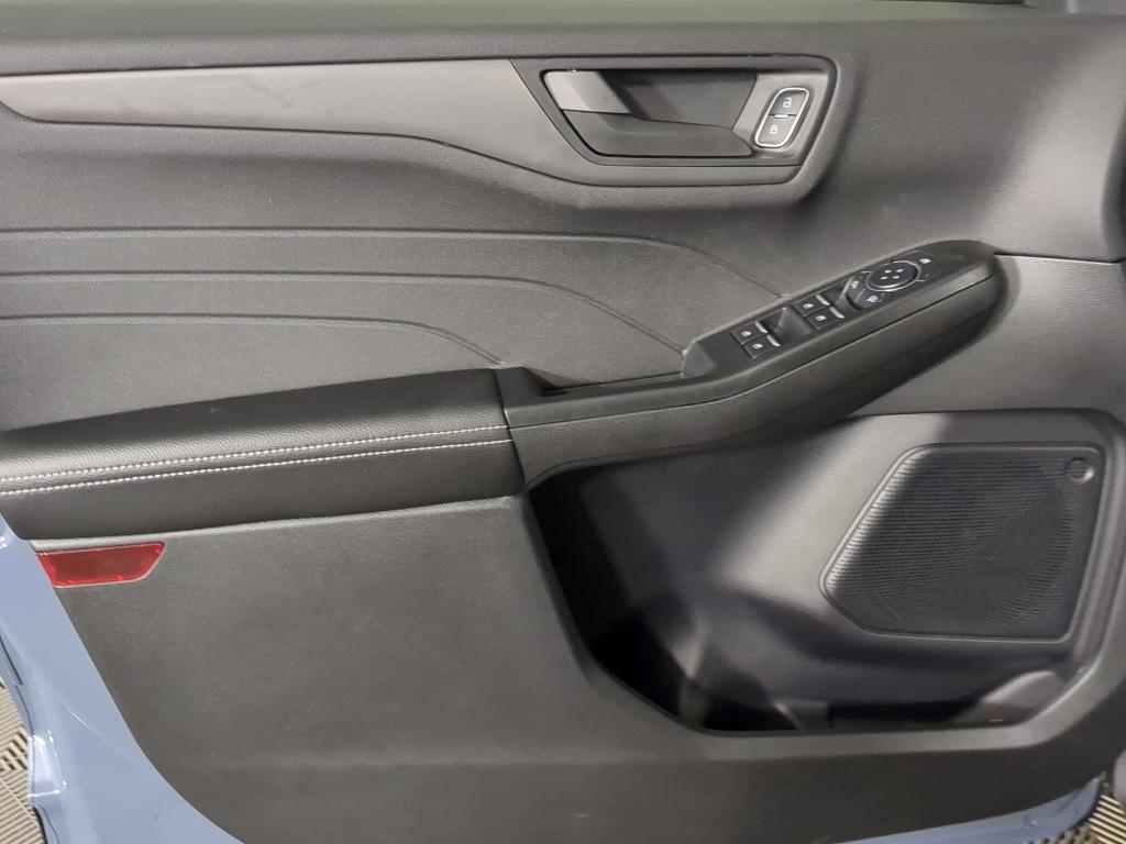 new 2025 Ford Escape car, priced at $29,897