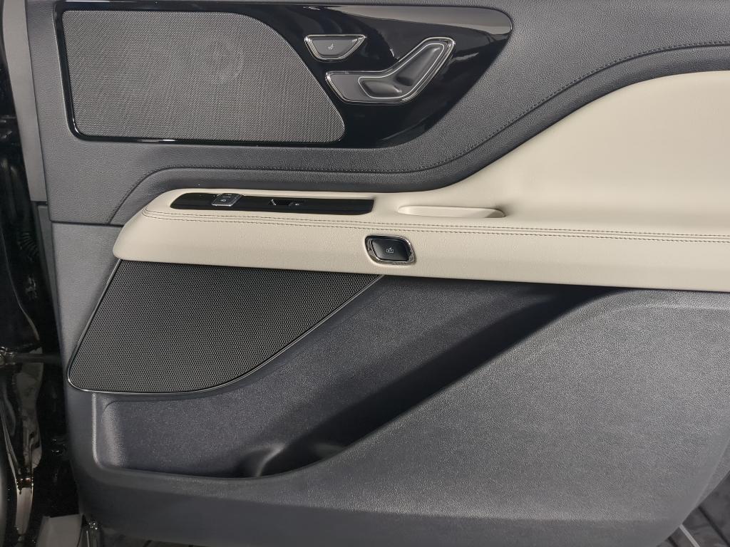 new 2026 Lincoln Aviator car, priced at $64,835