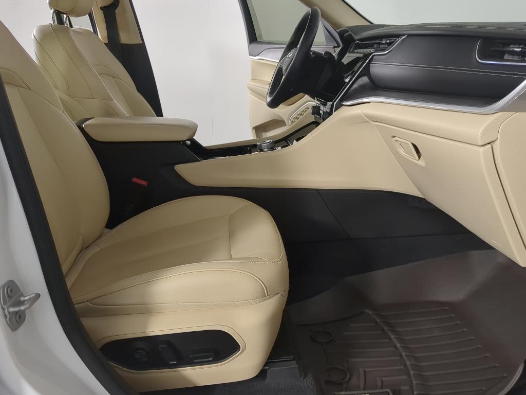 used 2022 Jeep Grand Cherokee L car, priced at $31,469
