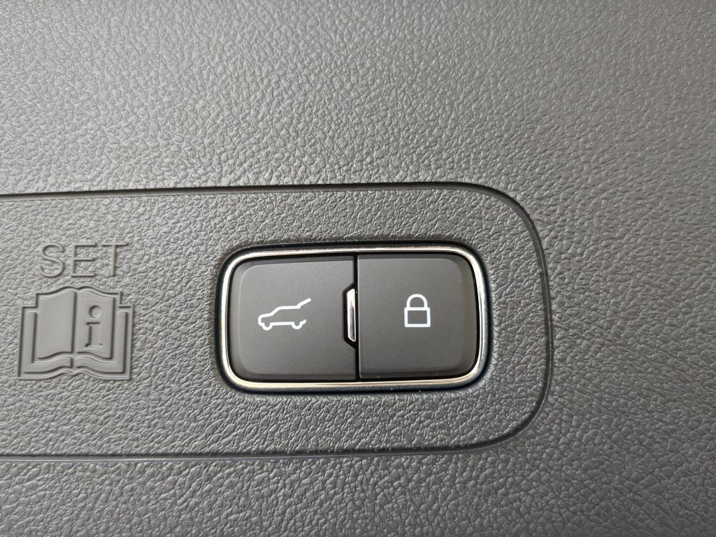 new 2025 Lincoln Aviator car, priced at $82,360
