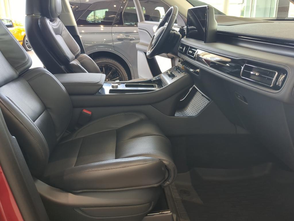 new 2025 Lincoln Aviator car, priced at $82,360
