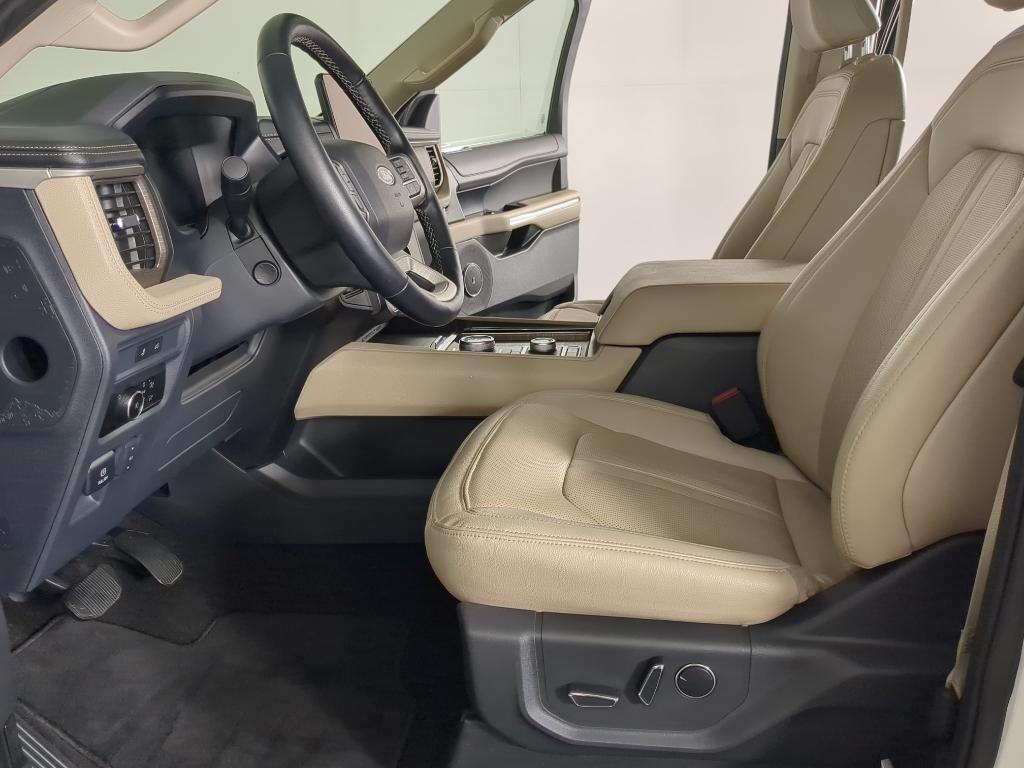 used 2023 Ford Expedition car, priced at $52,969