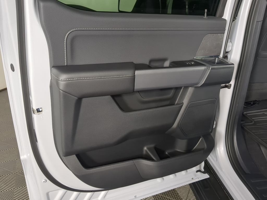 new 2025 Ford F-150 car, priced at $59,995