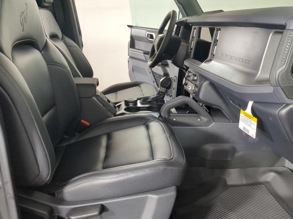 new 2025 Ford Bronco car, priced at $48,530