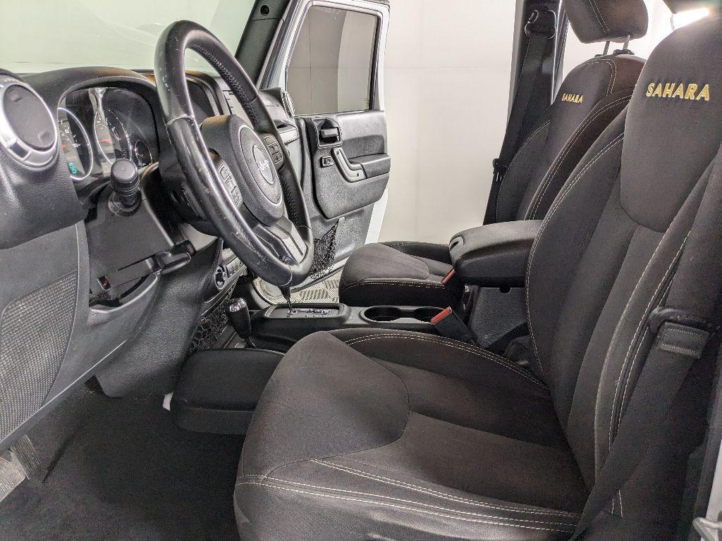 used 2015 Jeep Wrangler Unlimited car, priced at $17,990