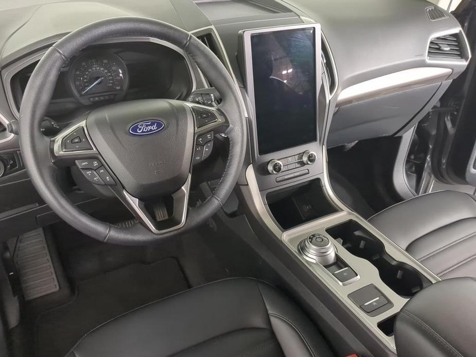 used 2024 Ford Edge car, priced at $29,990