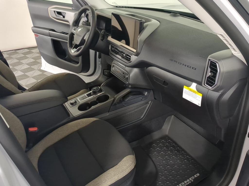 new 2025 Ford Bronco Sport car, priced at $33,792