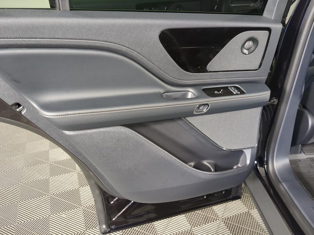 new 2025 Lincoln Aviator car, priced at $67,190