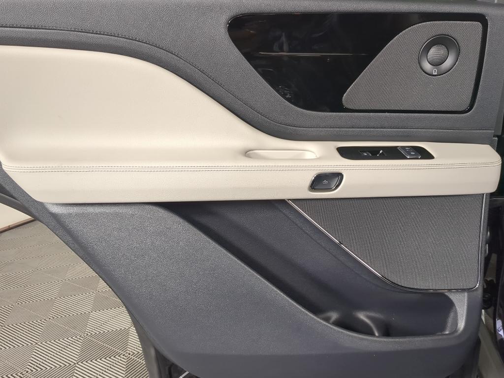 new 2025 Lincoln Aviator car, priced at $67,190