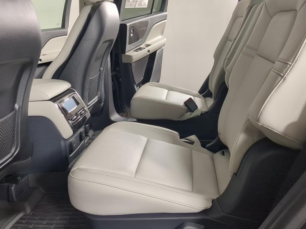 new 2025 Lincoln Aviator car, priced at $67,190