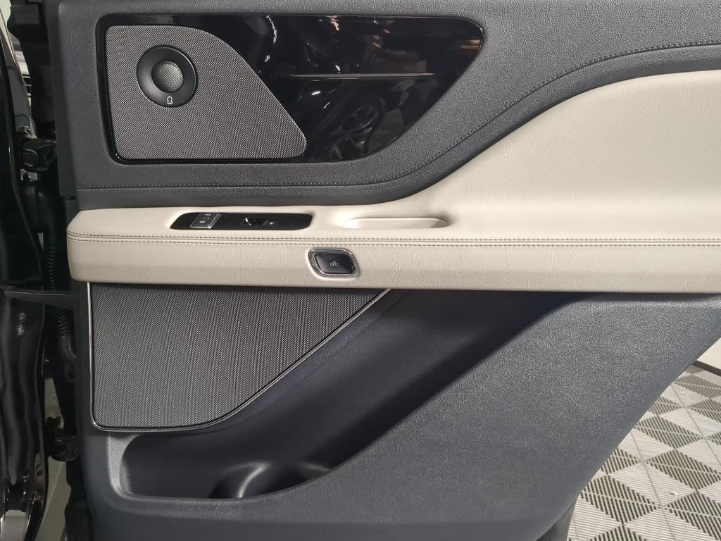 new 2025 Lincoln Aviator car, priced at $67,190
