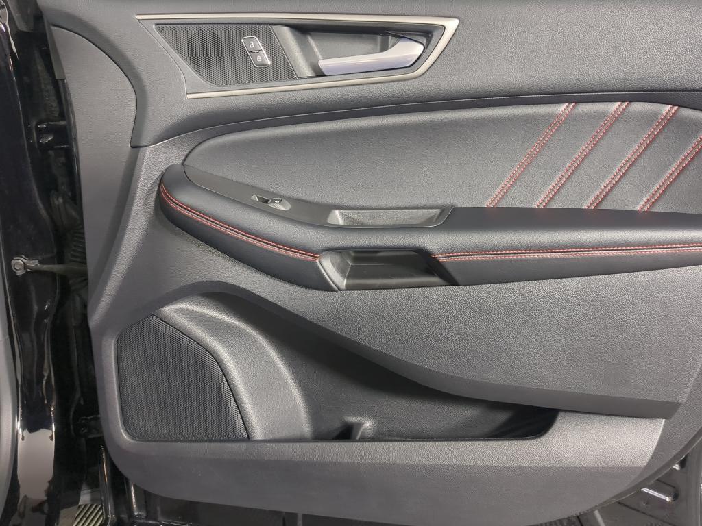 used 2022 Ford Edge car, priced at $26,969