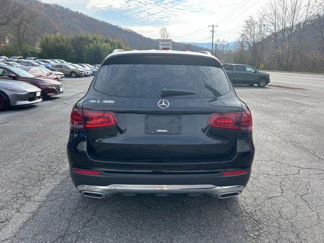 used 2020 Mercedes-Benz GLC 300 car, priced at $21,286