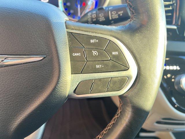 used 2020 Chrysler Pacifica car, priced at $18,495