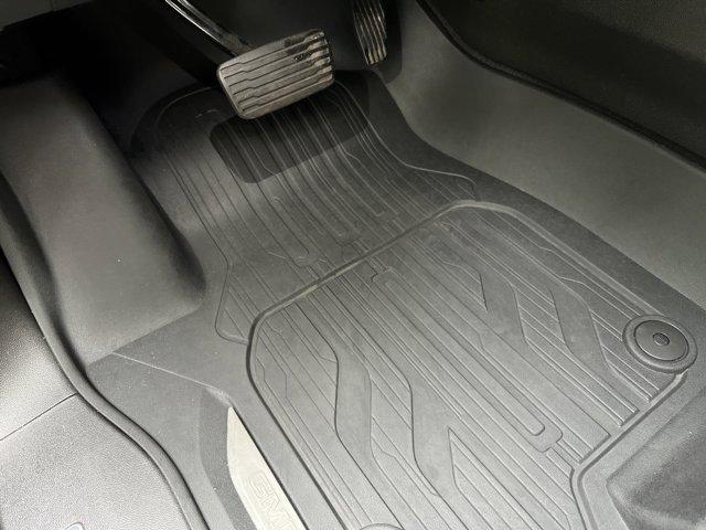 used 2021 GMC Yukon car, priced at $43,495